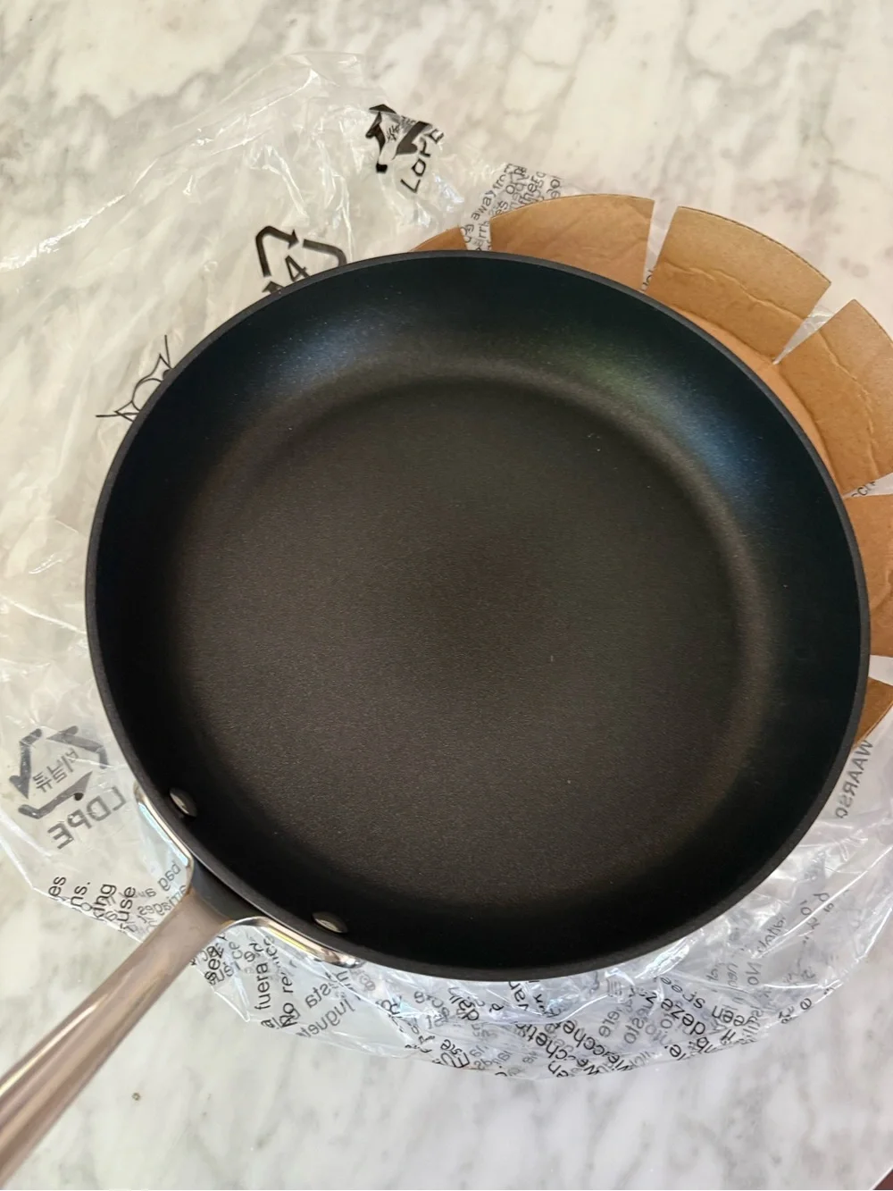 All-Clad ® HA1 Expert Nonstick 10